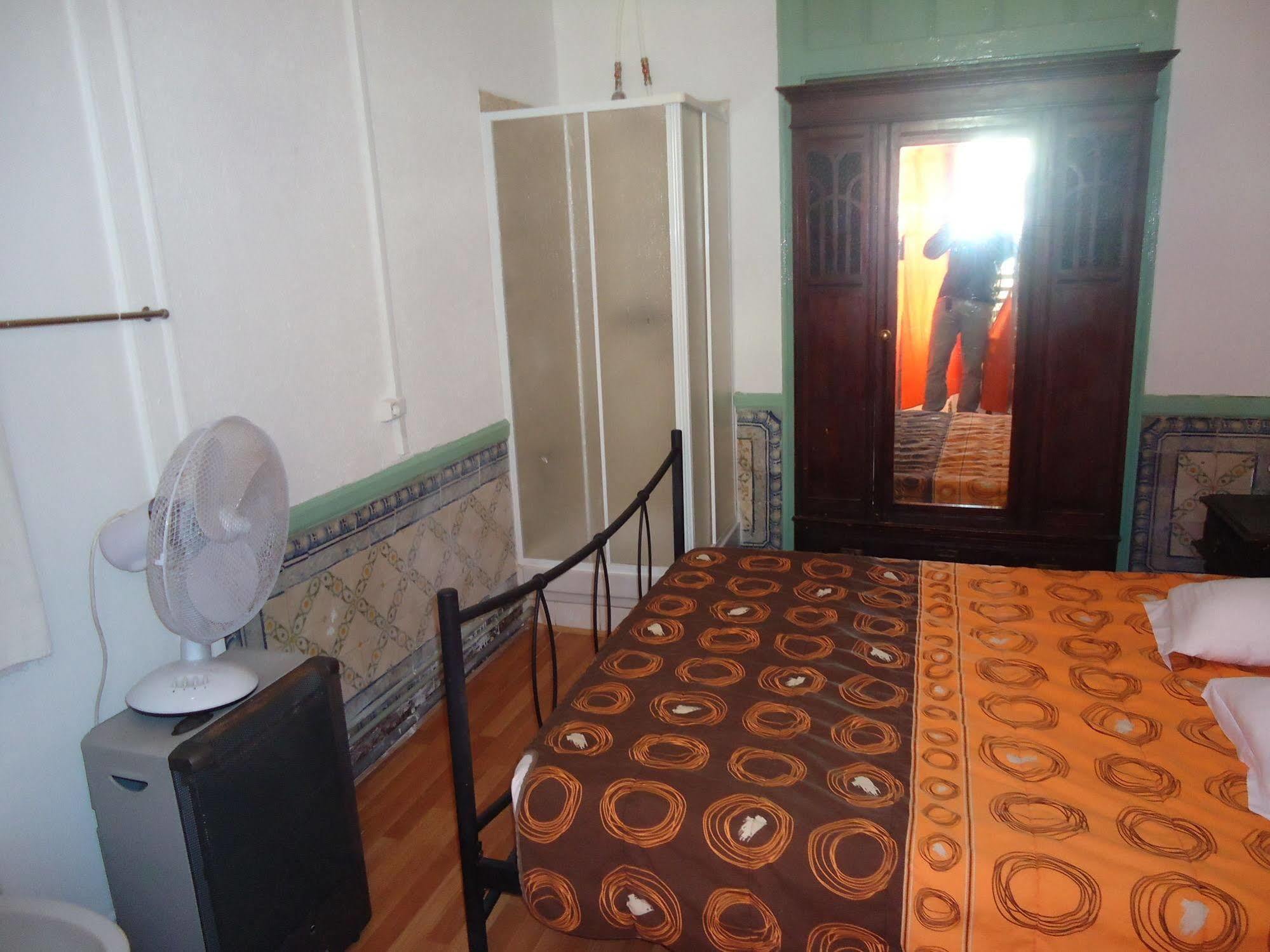 New Aljubarrota Guest House Lisboa Eksteriør bilde