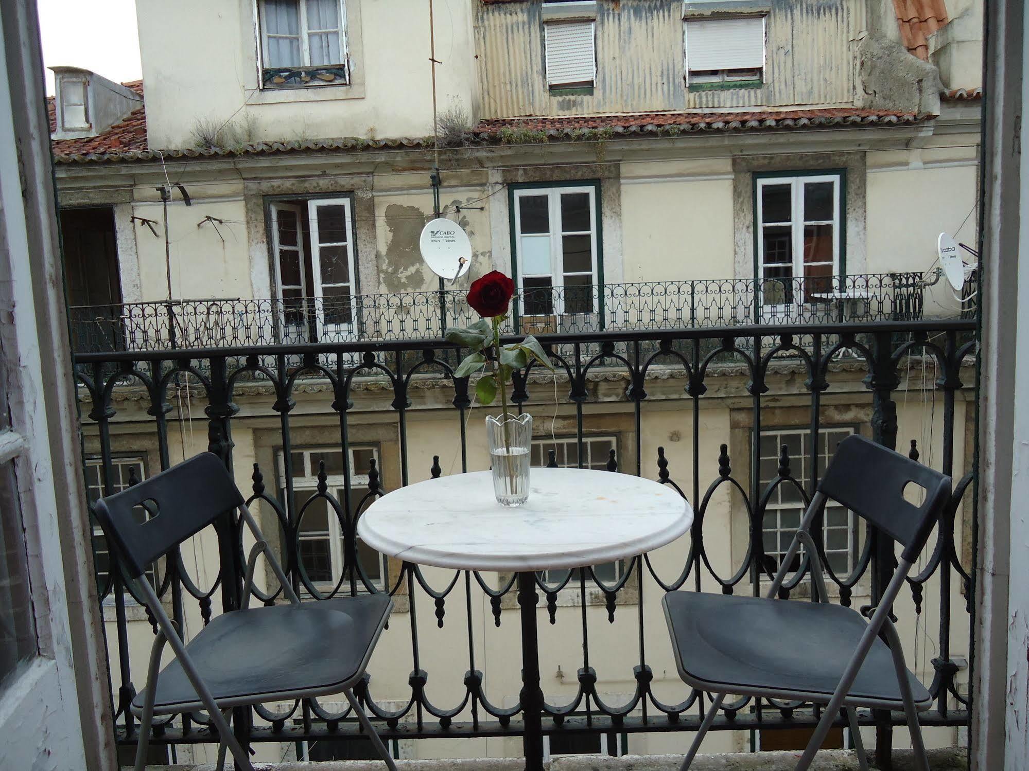 New Aljubarrota Guest House Lisboa Eksteriør bilde