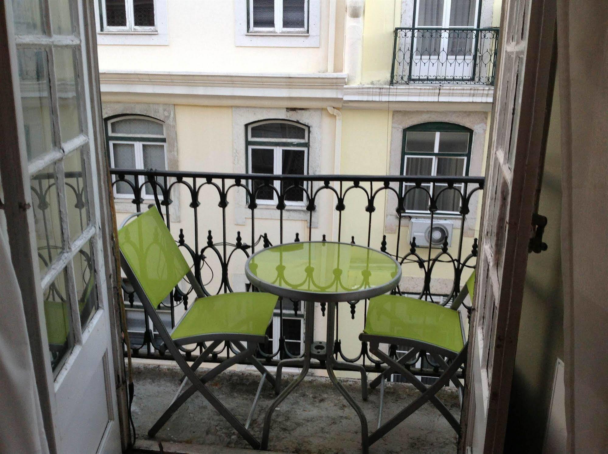 New Aljubarrota Guest House Lisboa Eksteriør bilde